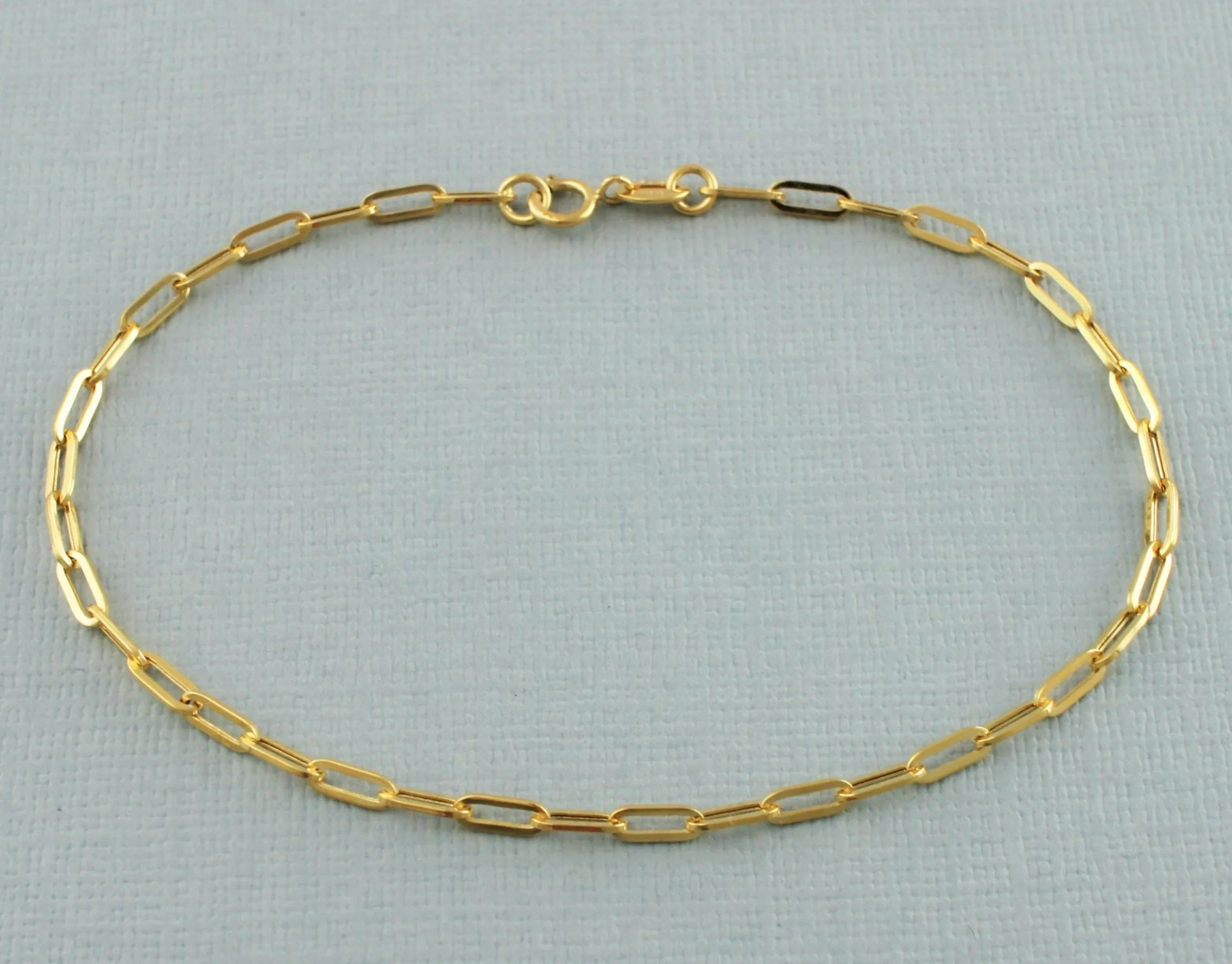 9ct Yellow Gold Paperclip Chain Bracelet 19cm / 7.5 inch