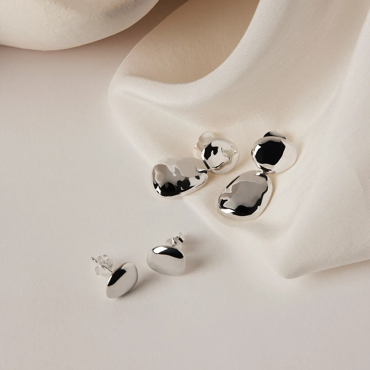 Double Pebblet Stud Earrings