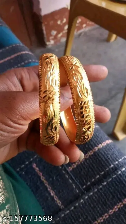 Elegant Gold-Plated Bangle Set for All Occasions