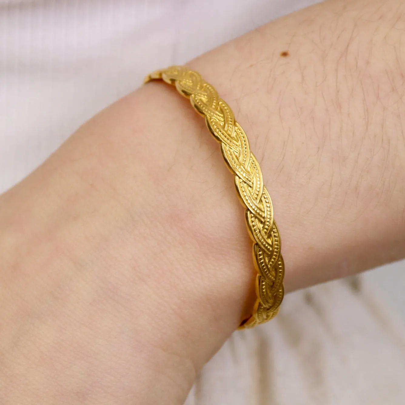 Katrina | Stainless Steel 18K Gold Plated Cuff Bangle