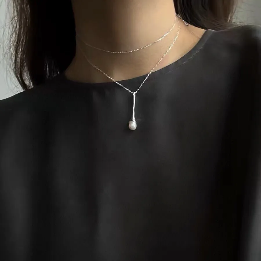 Long Minimalist Teardrop Pearl Pendant Necklace