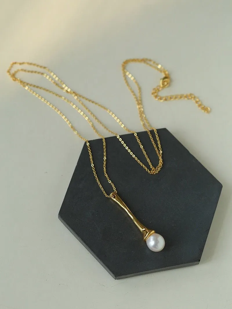 Long Minimalist Teardrop Pearl Pendant Necklace