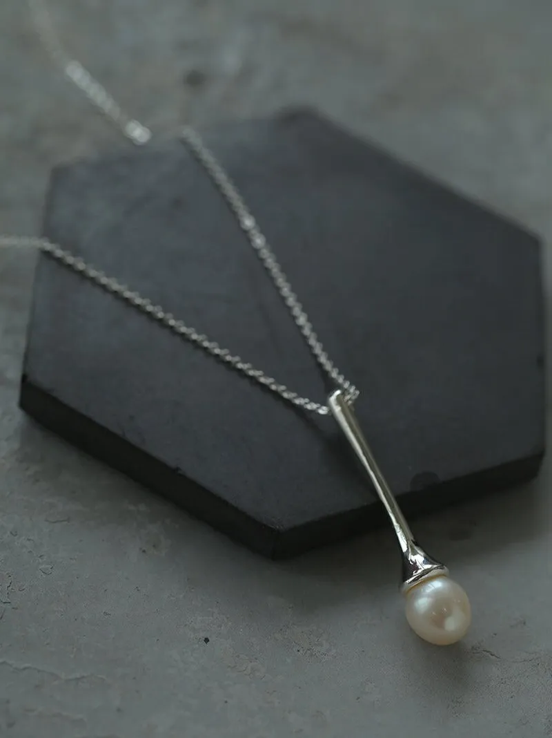 Long Minimalist Teardrop Pearl Pendant Necklace