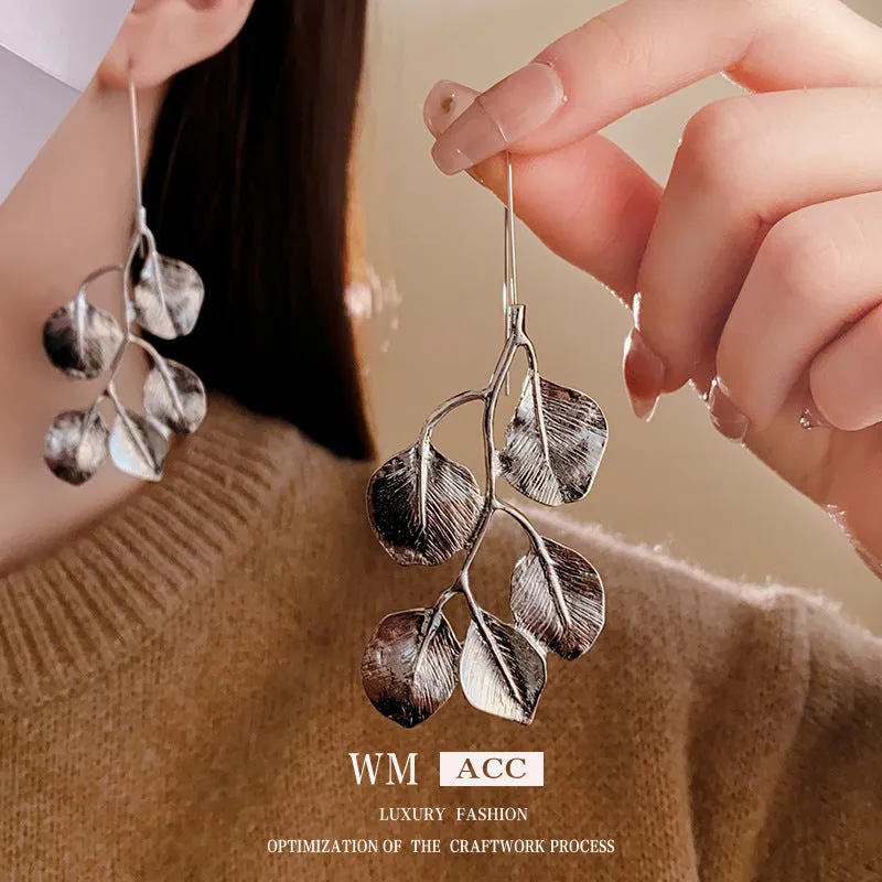 Luxurious Leaf Leaf Metal Electroplating Earrings