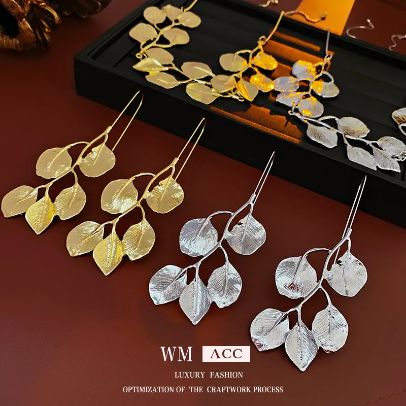 Luxurious Leaf Leaf Metal Electroplating Earrings