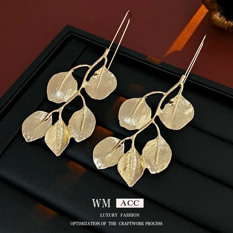 Luxurious Leaf Leaf Metal Electroplating Earrings