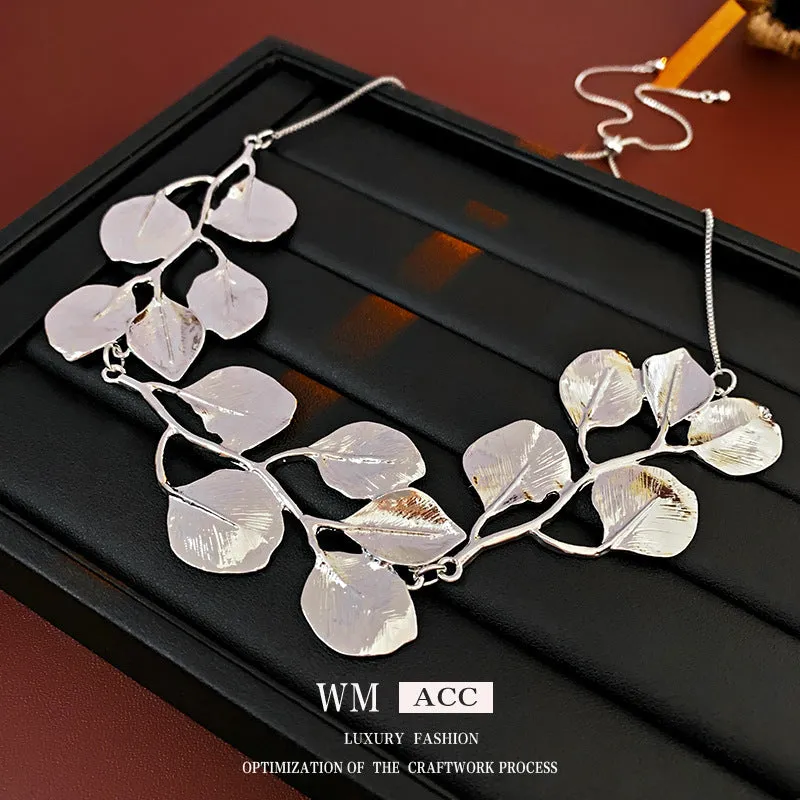 Luxurious Leaf Leaf Metal Electroplating Earrings