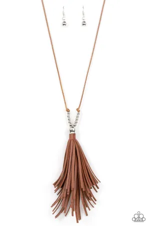 PAPARAZZI A Clean Sweep - Brown NECKLACE