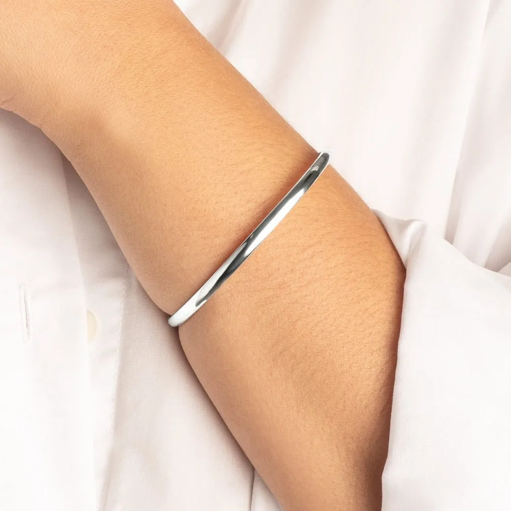 Polished Plain Bangle in Silver