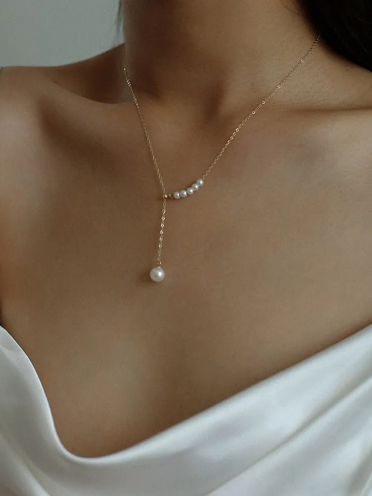 Y-chain Pearl Pendant Necklace